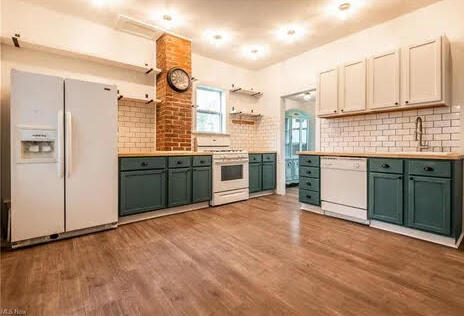 custom kitchen remodel